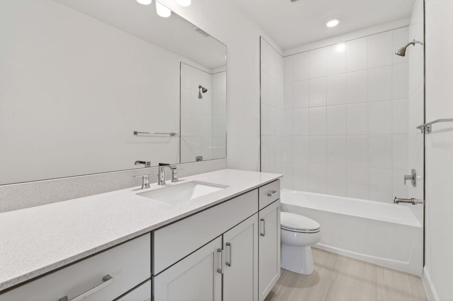 Furnished interior view inside a new home in Harbor Isle, Vero Beach (Image 45). Furnished interior view inside a new home in Harbor Isle, Vero Beach (Image 45).