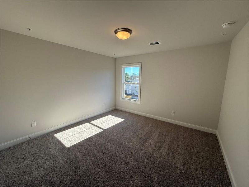 Spacious, unfurnished interior of a new home in , Marietta (Image 12).