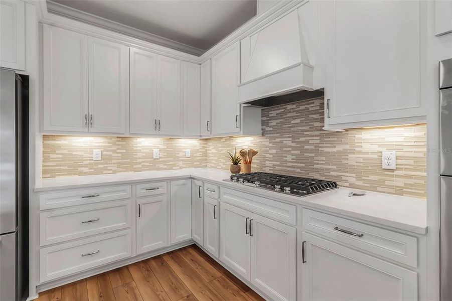 Furnished interior view inside a new home in Del Webb BayView, Parrish (Image 6). Furnished interior view inside a new home in Del Webb BayView, Parrish (Image 6).