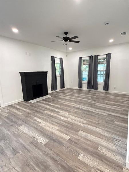 Spacious, unfurnished interior of a new home in , Coleman (Image 20).
