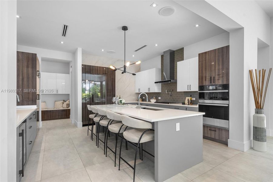 Furnished interior view inside a new home in , Fort Lauderdale (Image 19).