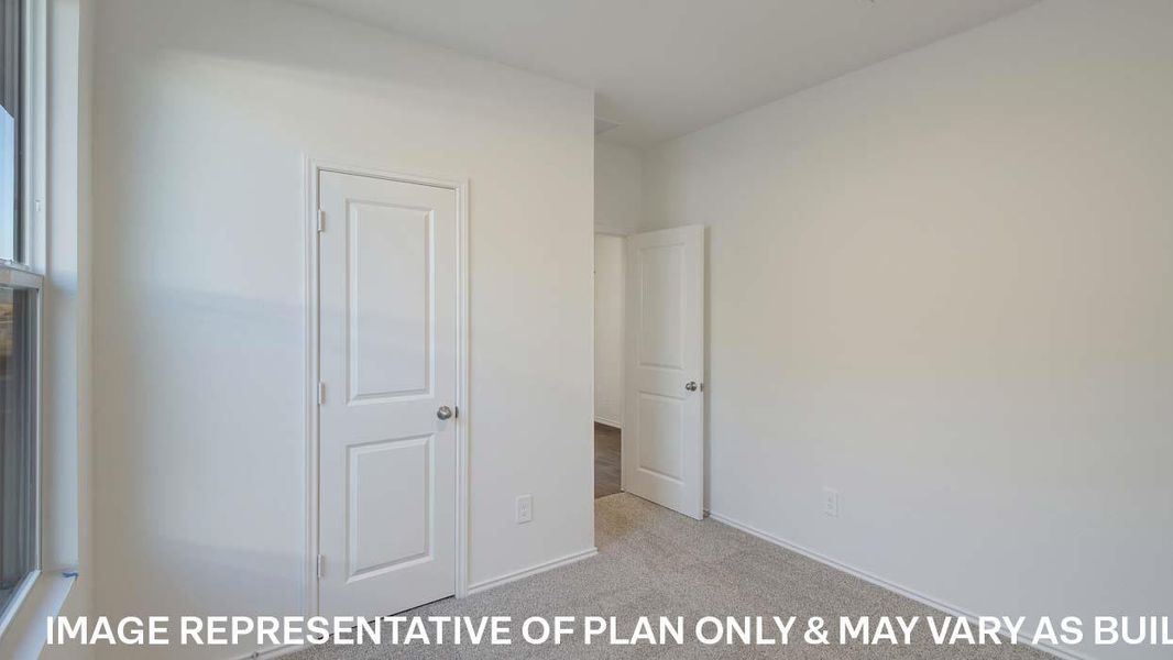 Spacious, unfurnished interior of a new home in Wayside, Uhland (Image 15).