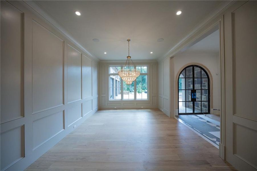 Spacious, unfurnished interior of a new home in Blue Heron Walk, Atlanta (Image 12).