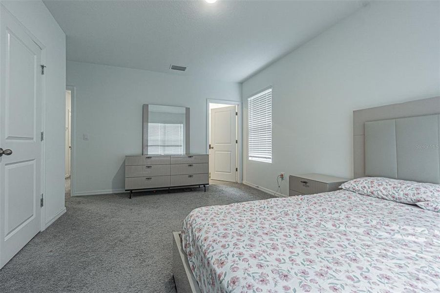 Furnished interior view inside a new home in Chelsea Court, Tampa (Image 13).