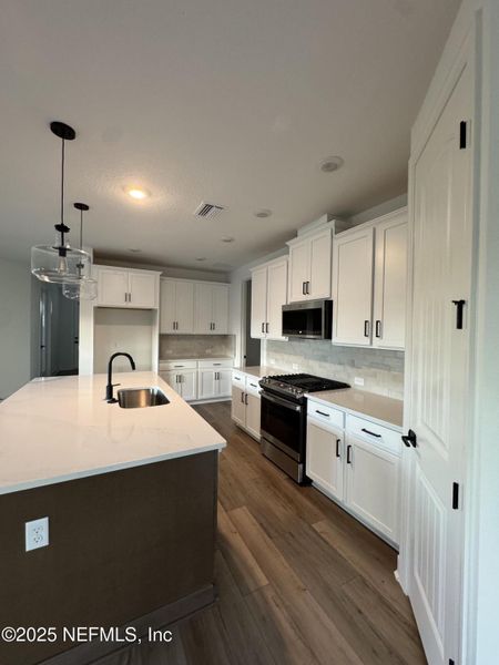 Furnished interior view inside a new home in Brookside at Shearwater, St. Augustine (Image 6). Furnished interior view inside a new home in Brookside at Shearwater, St. Augustine (Image 6).