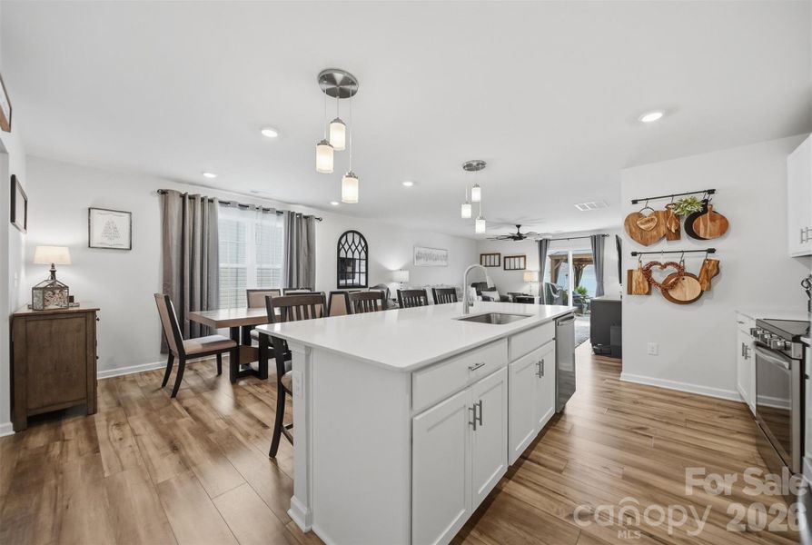 Furnished interior view inside a new home in Legacy Ridge, Catawba (Image 28). Furnished interior view inside a new home in Legacy Ridge, Catawba (Image 28).