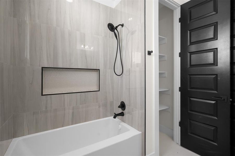 Furnished interior view inside a new home in , Dallas (Image 8).