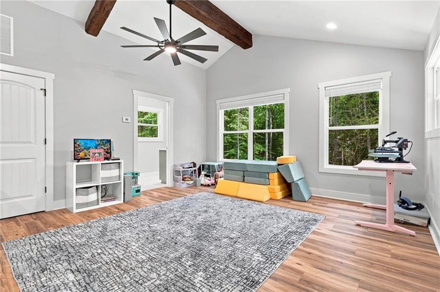 Furnished interior view inside a new home in , Jasper (Image 31).