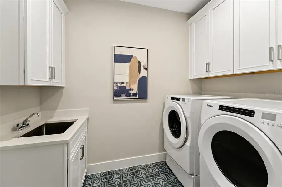 Furnished interior view inside a new home in Rainwood, Groveland (Image 10).