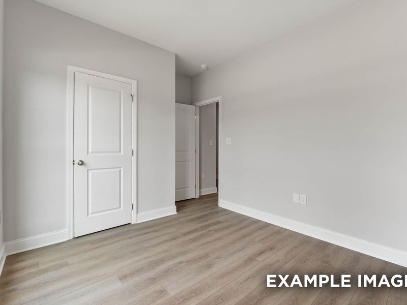 Spacious, unfurnished interior of a new home in Bailey Park, Fayetteville (Image 14).