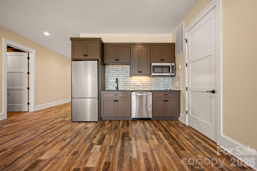 Furnished interior view inside a new home in , Tryon (Image 29).
