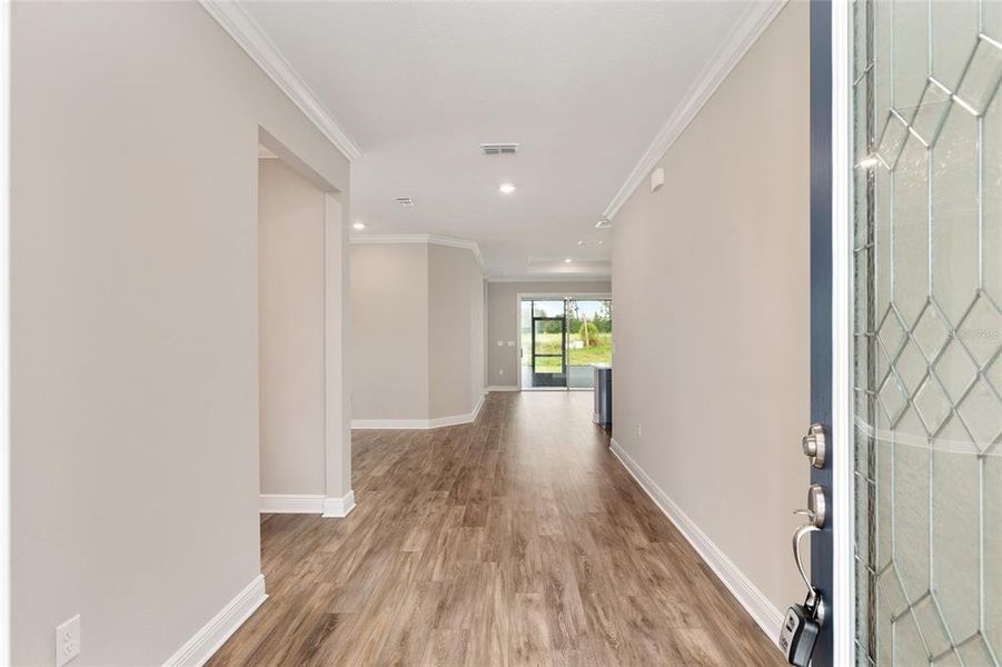 Spacious, unfurnished interior of a new home in , Ocala (Image 18).
