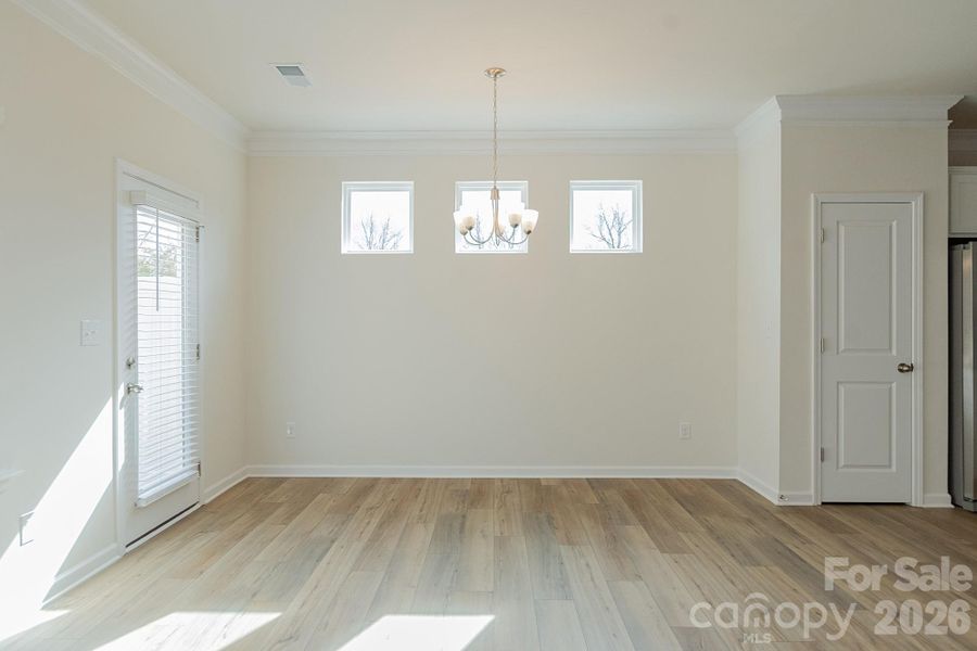 Rutledge Dining Area