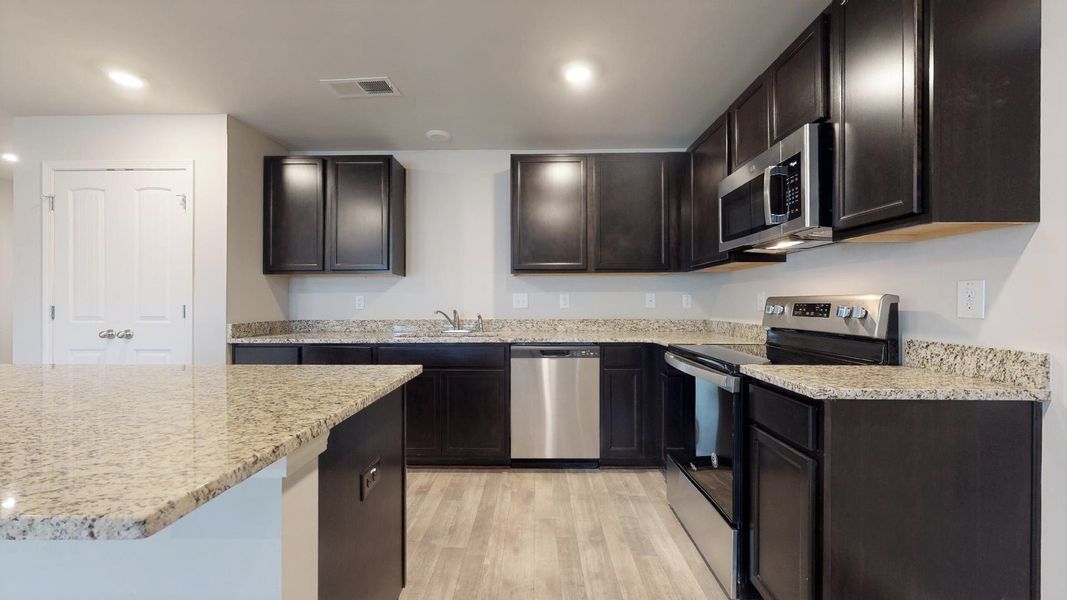 4br New Home in McDonough, GA.  - Slide 18