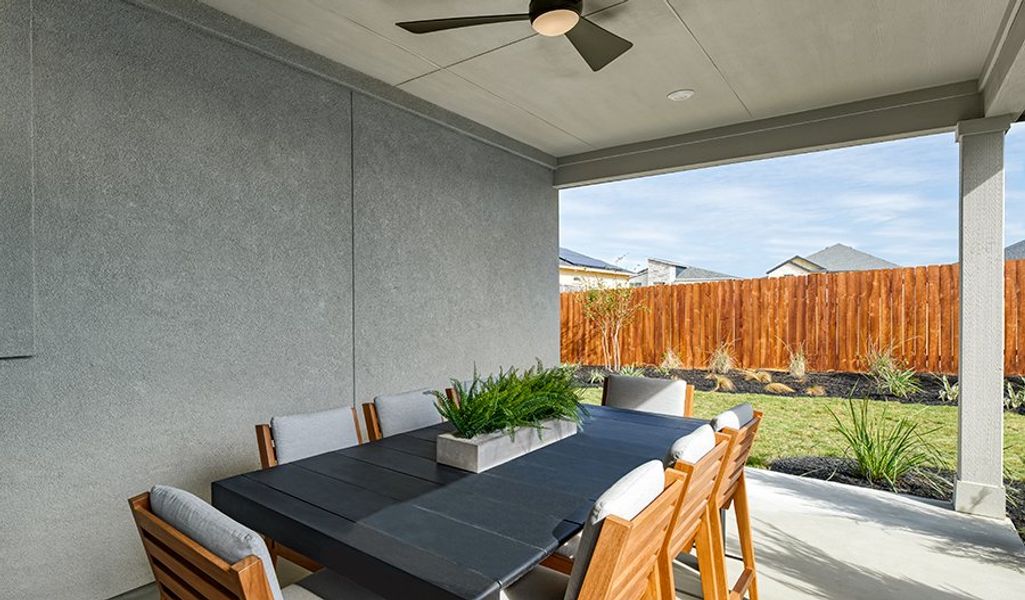 Sunstone-X919-SeasonsAtCalumet Patio