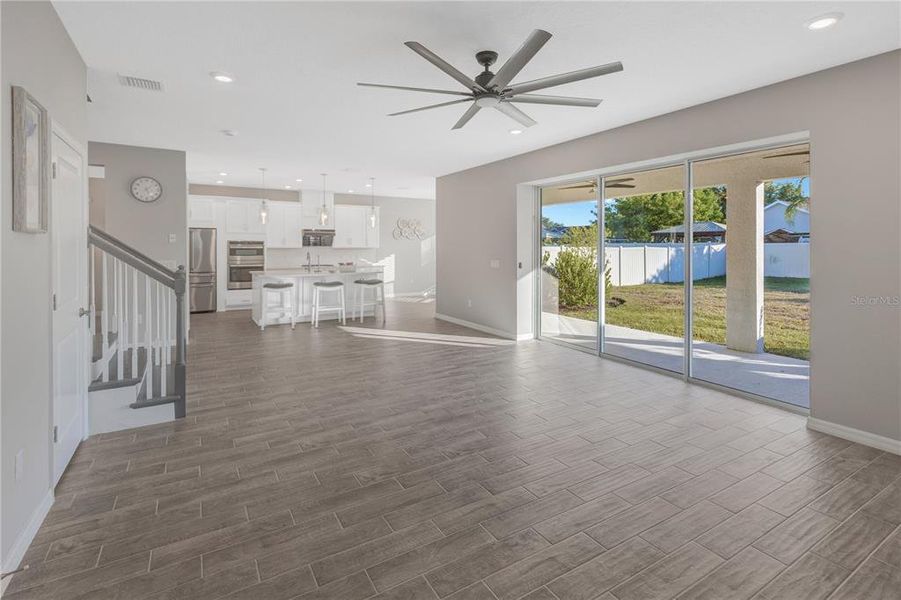 Spacious, unfurnished interior of a new home in , Riverview (Image 44). Spacious, unfurnished interior of a new home in , Riverview (Image 44).