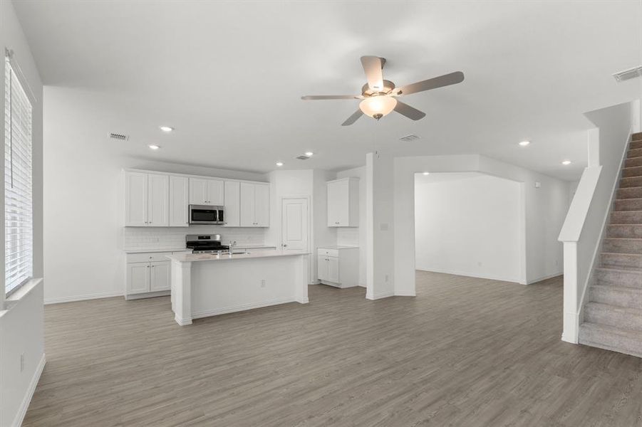 Furnished interior view inside a new home in , McKinney (Image 11).