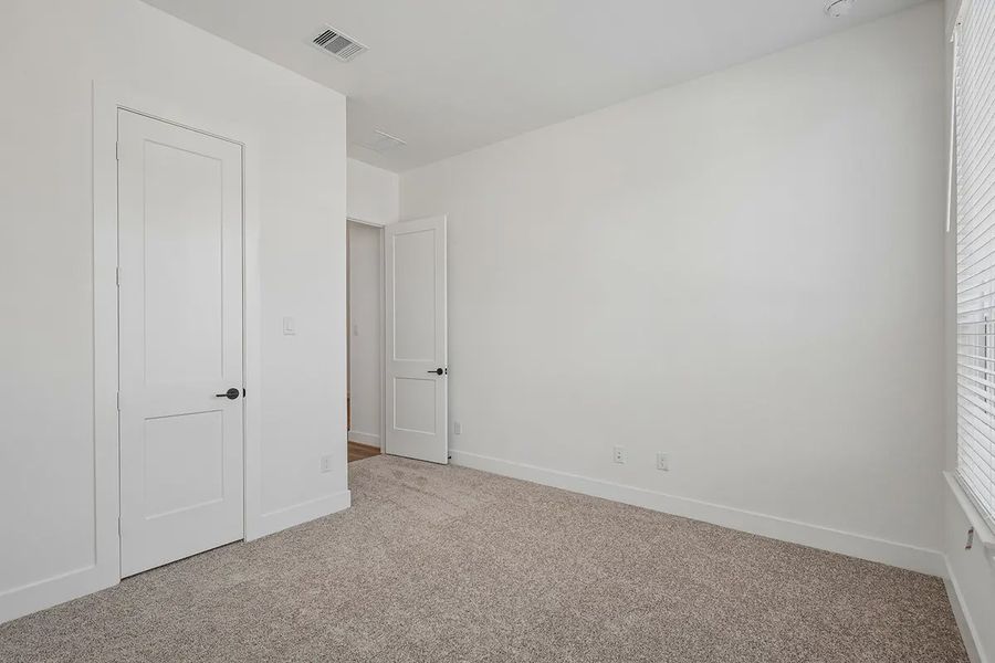 Representative unfurnished interior of a home built from the Lynnbrook by Chesmar Homes in Wood Leaf Reserve, Tomball (Image 26). Representative unfurnished interior of a home built from the Lynnbrook by Chesmar Homes in Wood Leaf Reserve, Tomball (Image 26).