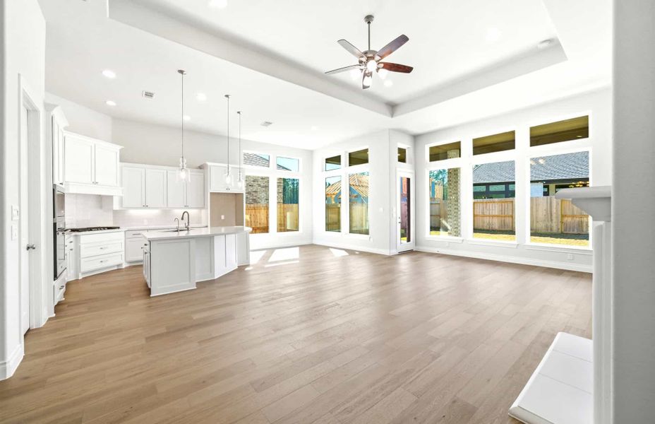 Spacious, unfurnished interior of a new home in The Highlands 55′, Porter (Image 30).