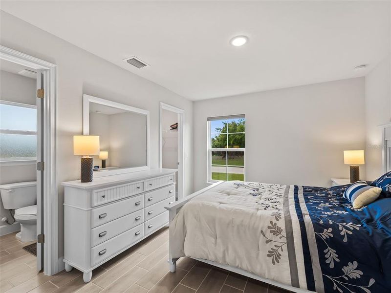 Furnished interior view inside a new home in Port Charlotte, Port Charlotte (Image 47).
