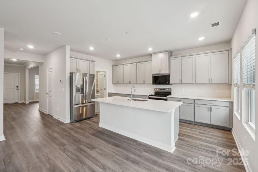 Photo is not of the actual home but is an inspirational photo of builder’s model home and may depict options, furnishings, and/or decorator features that are not included. Photo is not of the actual home but is an inspirational photo of builder’s model home and may depict options, furnishings, and/or decorator features that are not included.