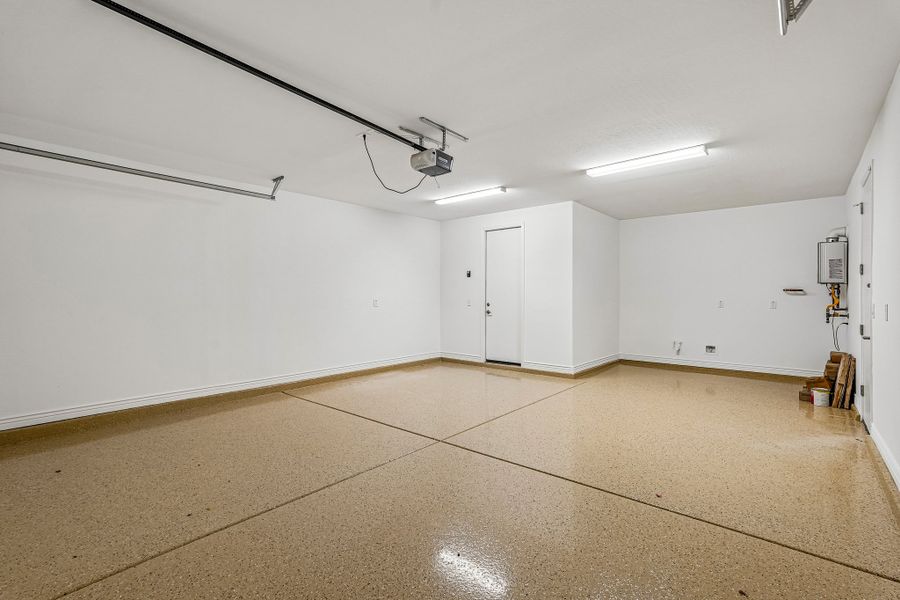 Representative unfurnished interior of a home built from the Sienna by Taylor Morrison in Estrella, Goodyear (Image 25).