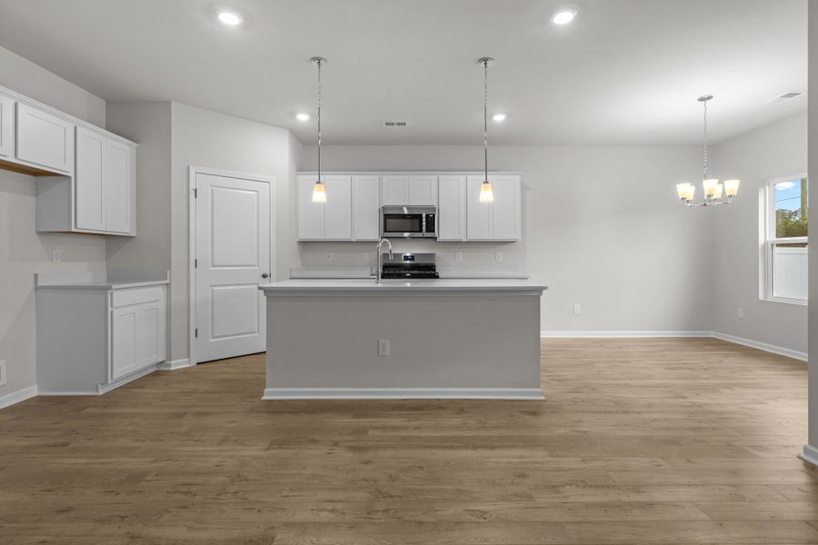 3br New Home in Conway, SC.  - Slide 25