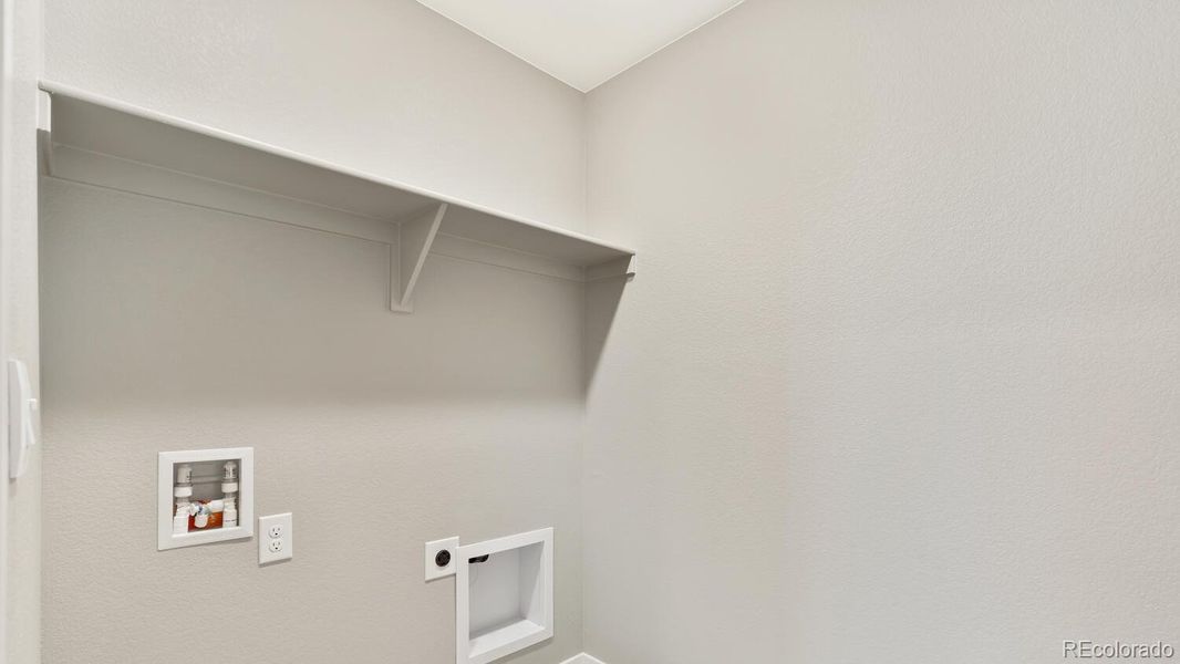 Spacious, unfurnished interior of a new home in The Ridge at Lorson Ranch, Colorado Springs (Image 19). Spacious, unfurnished interior of a new home in The Ridge at Lorson Ranch, Colorado Springs (Image 19).