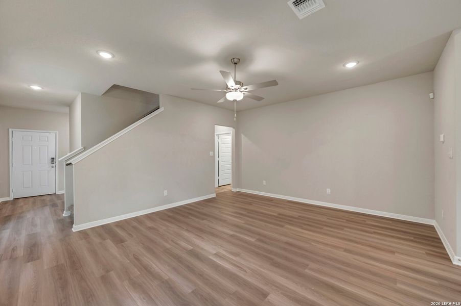 Spacious, unfurnished interior of a new home in Paloma Park, Converse (Image 18).
