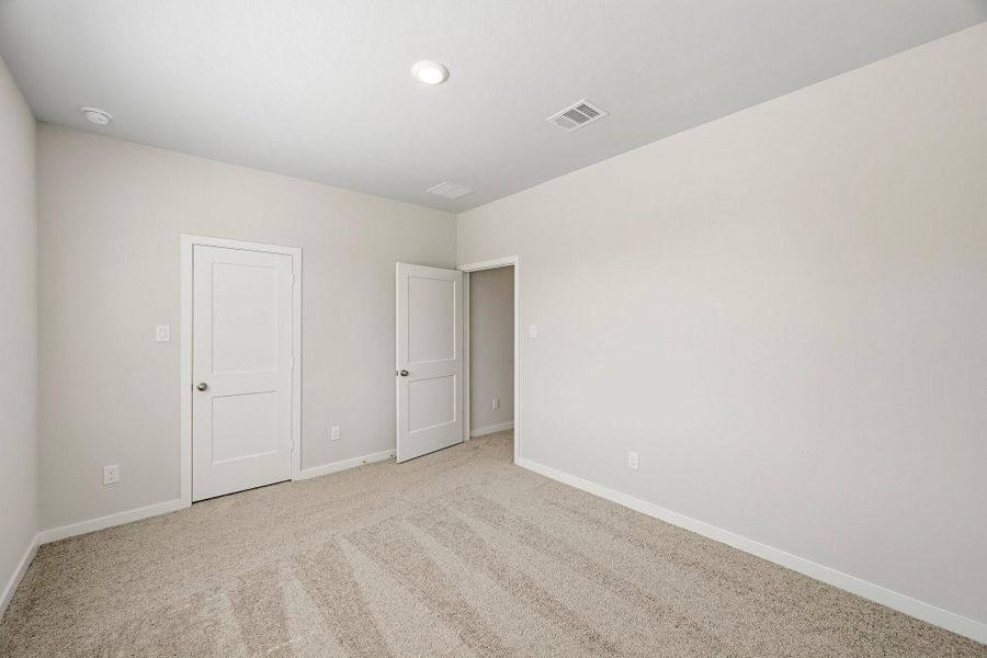 Spacious, unfurnished interior of a new home in Audubon, Magnolia (Image 27).