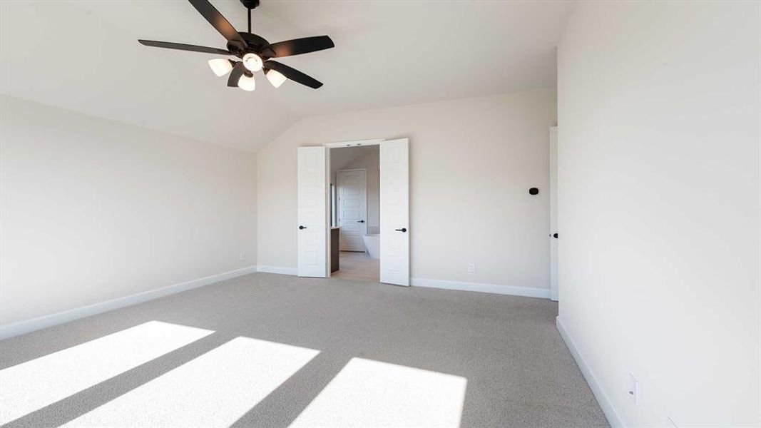 Spacious, unfurnished interior of a new home in Terraces 62', Rockwall (Image 13).