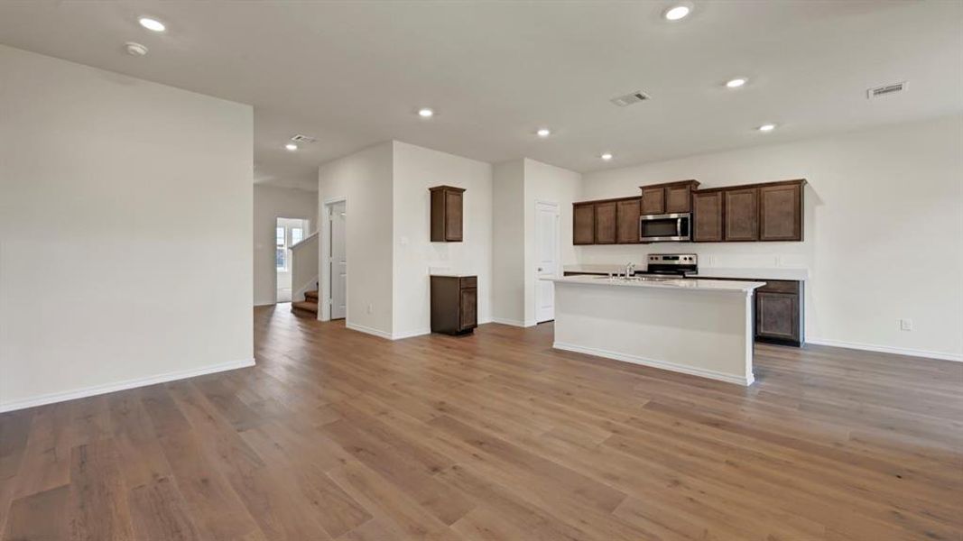 Image 36 of a home in .