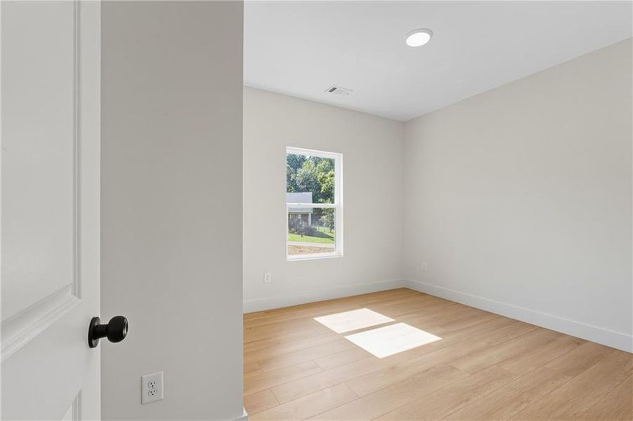 Spacious, unfurnished interior of a new home in , Toccoa (Image 15).
