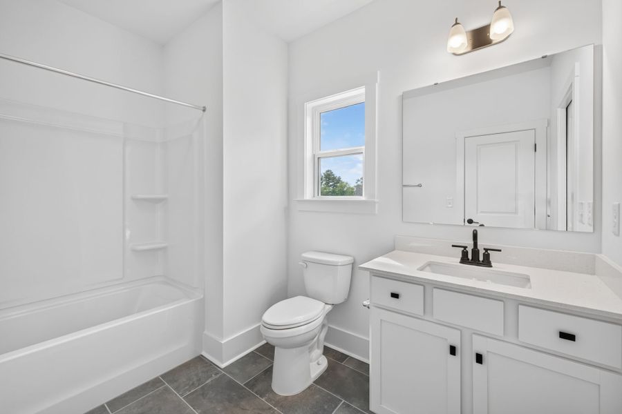 Furnished interior view inside a new home in Edgewater - Harbor Pointe, Lancaster (Image 27).