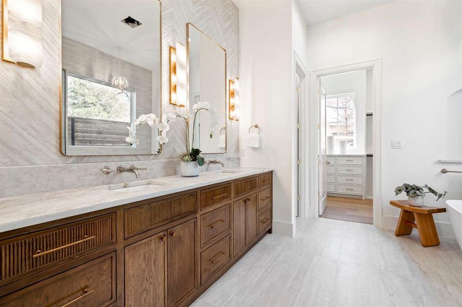 Furnished interior view inside a new home in , Dallas (Image 15). Furnished interior view inside a new home in , Dallas (Image 15).