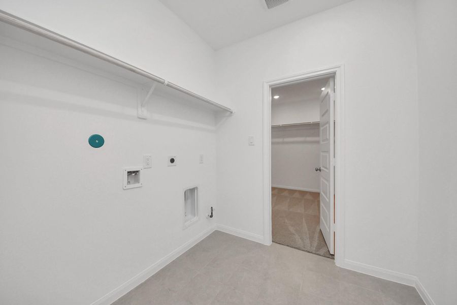 Spacious, unfurnished interior of a new home in 50' Traditional Homes at Elyson, Katy (Image 27). Spacious, unfurnished interior of a new home in 50' Traditional Homes at Elyson, Katy (Image 27).