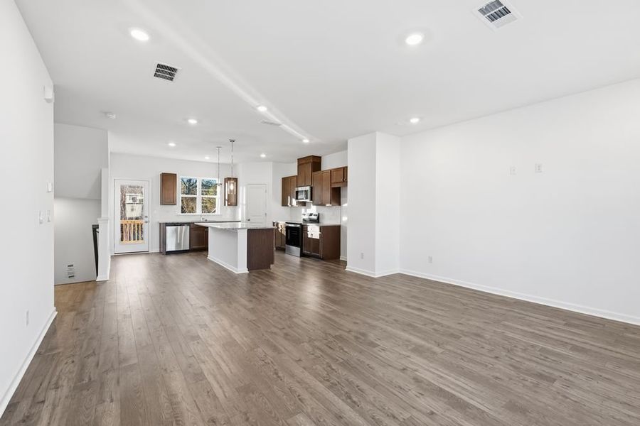 Spacious, unfurnished interior of a new home in Somerset at Veterans Memorial, Mableton (Image 21).