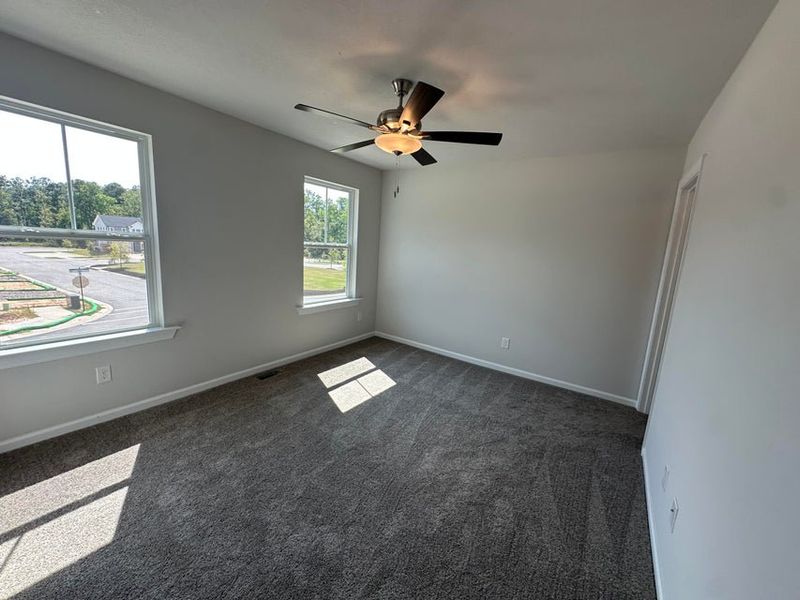Spacious, unfurnished interior of a new home in Forrest Bluff Townhomes, North Augusta (Image 30).