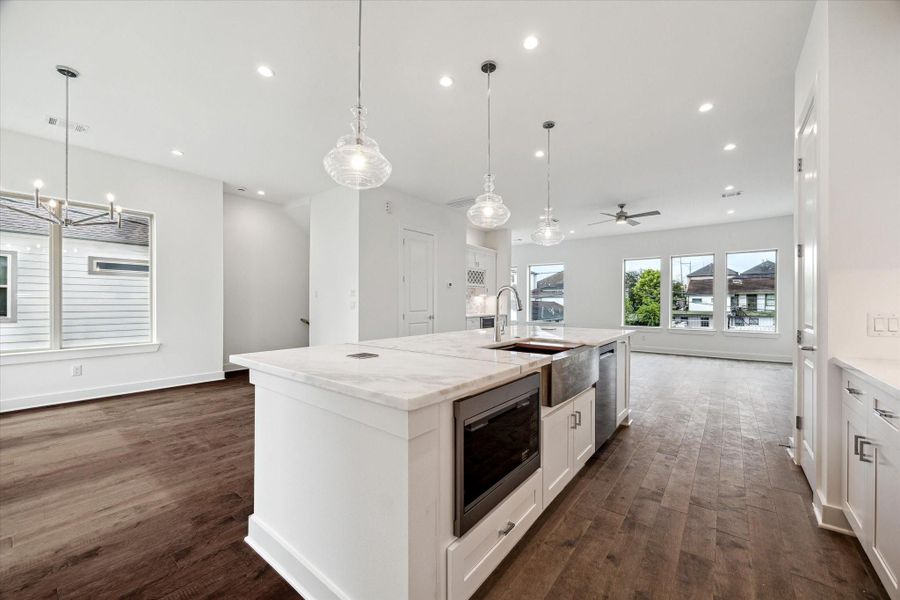 Stainless Steel Microwave is in the Marble Island.