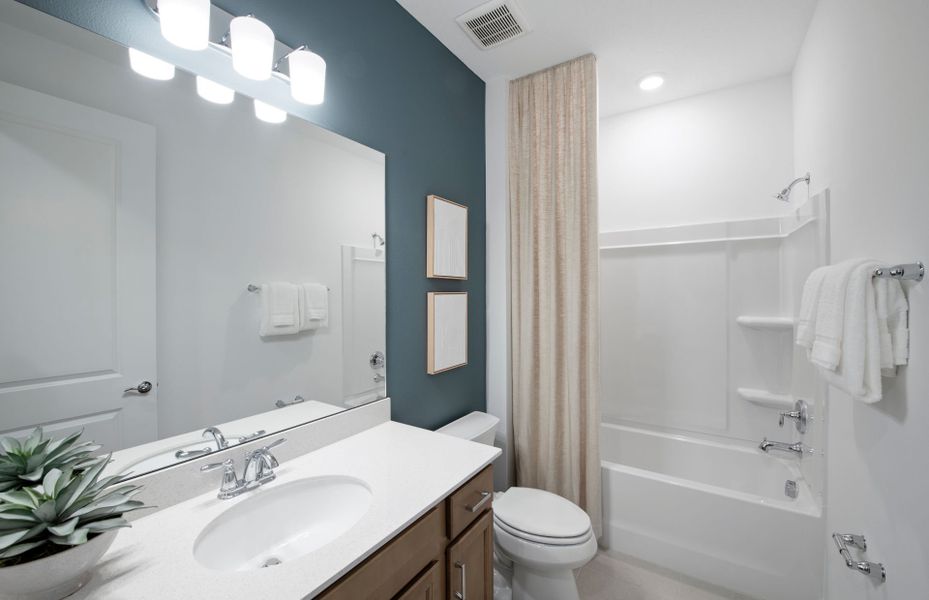 Furnished interior view inside a new home in Del Webb Stone Creek, Ocala (Image 10).