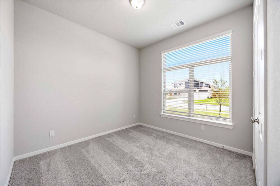 Spacious, unfurnished interior of a new home in Canterra Creek  60', Rosharon (Image 31).