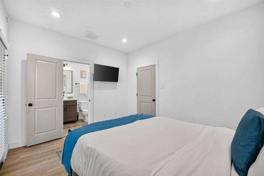 Furnished interior view inside a new home in , Houston (Image 48).