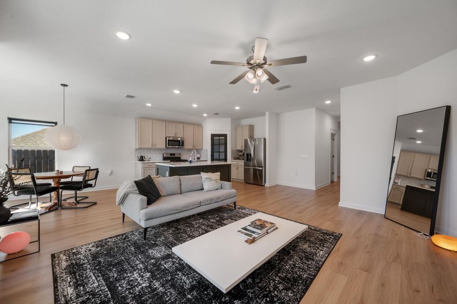 Furnished interior view inside a new home in Sun Chase, Del Valle (Image 6). Furnished interior view inside a new home in Sun Chase, Del Valle (Image 6).