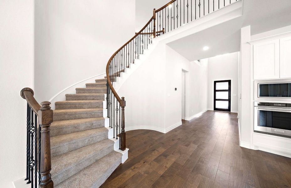 Representative unfurnished interior of a home built from the 3070AU by Ravenna Homes in Audubon 60′, Magnolia (Image 23).