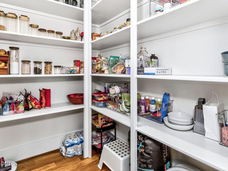 016-1280x960-pantry 016-1280x960-pantry