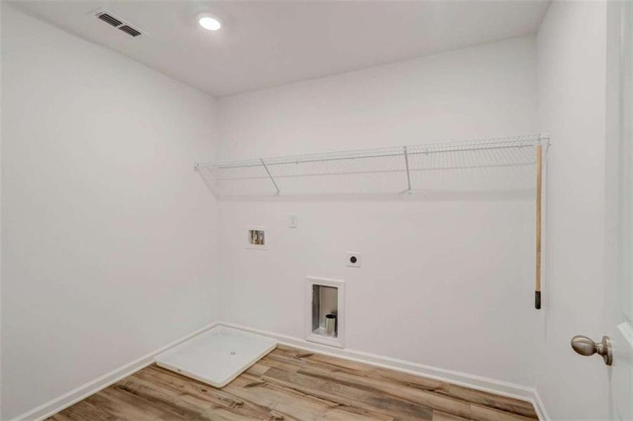 Spacious, unfurnished interior of a new home in , Locust Grove (Image 22). Spacious, unfurnished interior of a new home in , Locust Grove (Image 22).