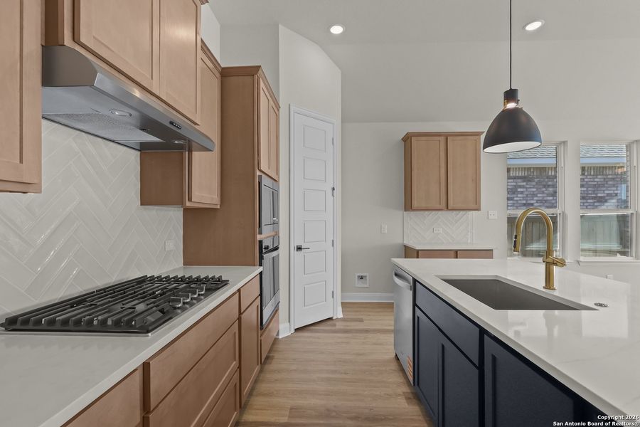 Furnished interior view inside a new home in Mayfair 50', New Braunfels (Image 9).