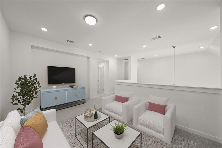 332 Fields Lane  Ashford  Upstairs Loft