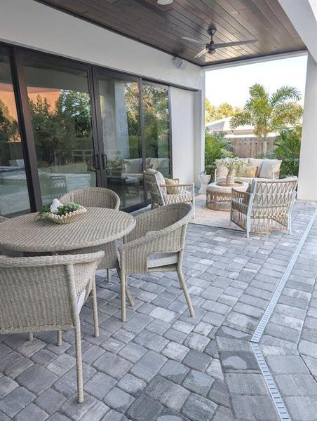 Exterior details and patio area of a home in , Sarasota (Image 34).