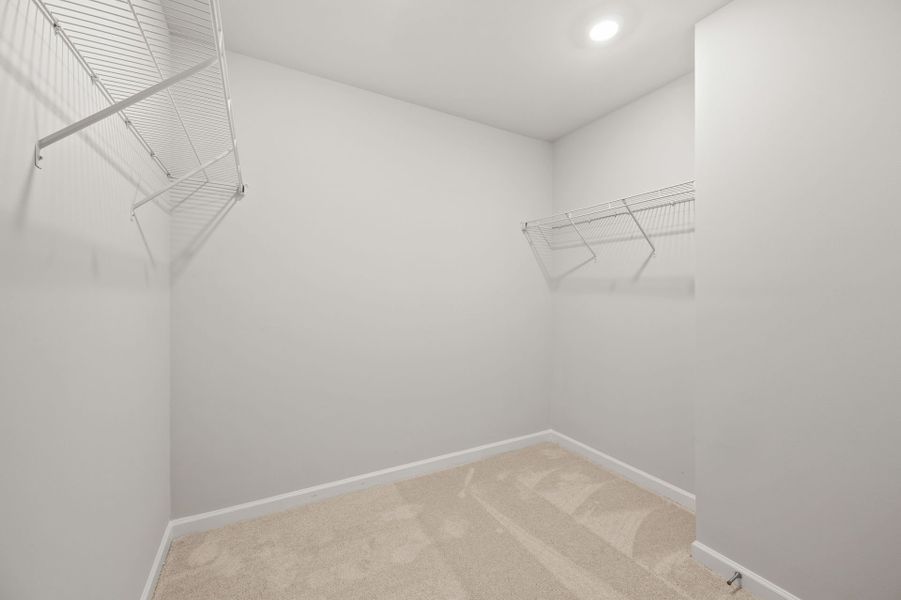Representative unfurnished interior of a home built from the Raven by Centex in Ember, Jasper (Image 19).